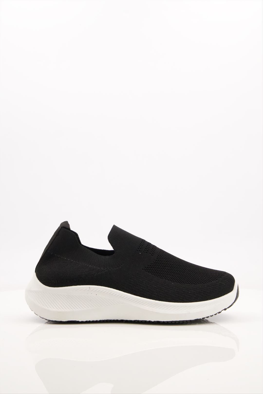 MEN'S BLACK SKECHERS SHOES